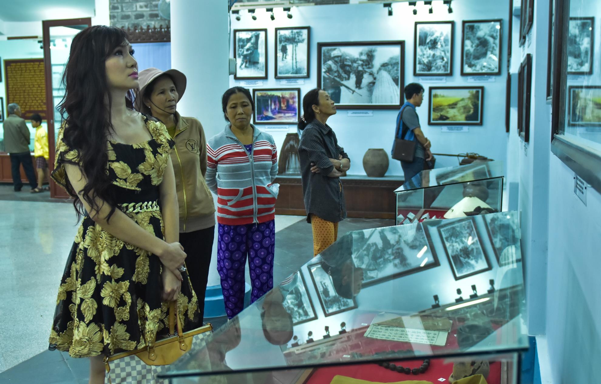 Tuong niem tham sat My Lai anh 13