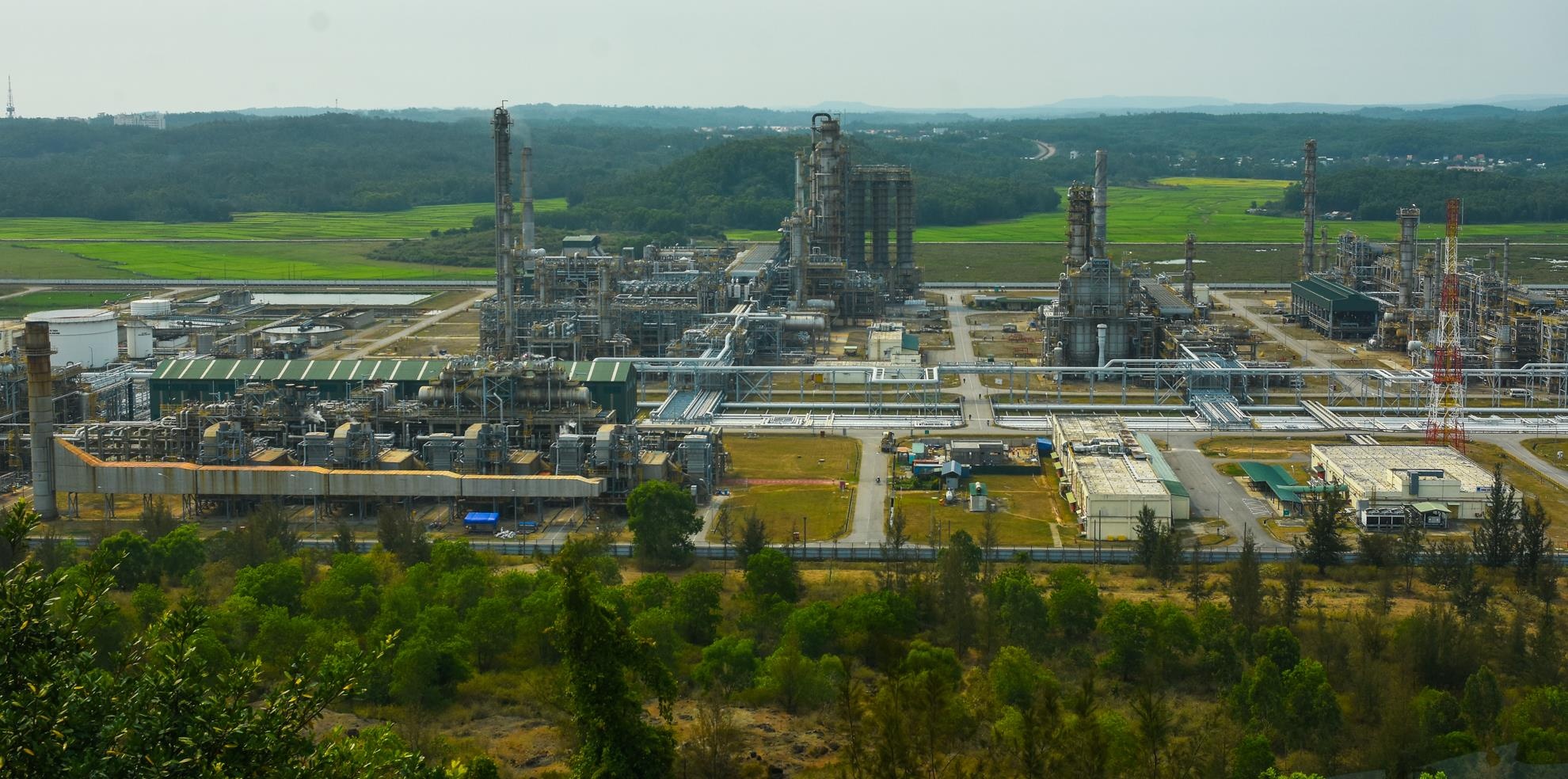 Mo rong loc dau Dung Quat: Rui ro lon khi vay 1,3 ty USD hinh anh