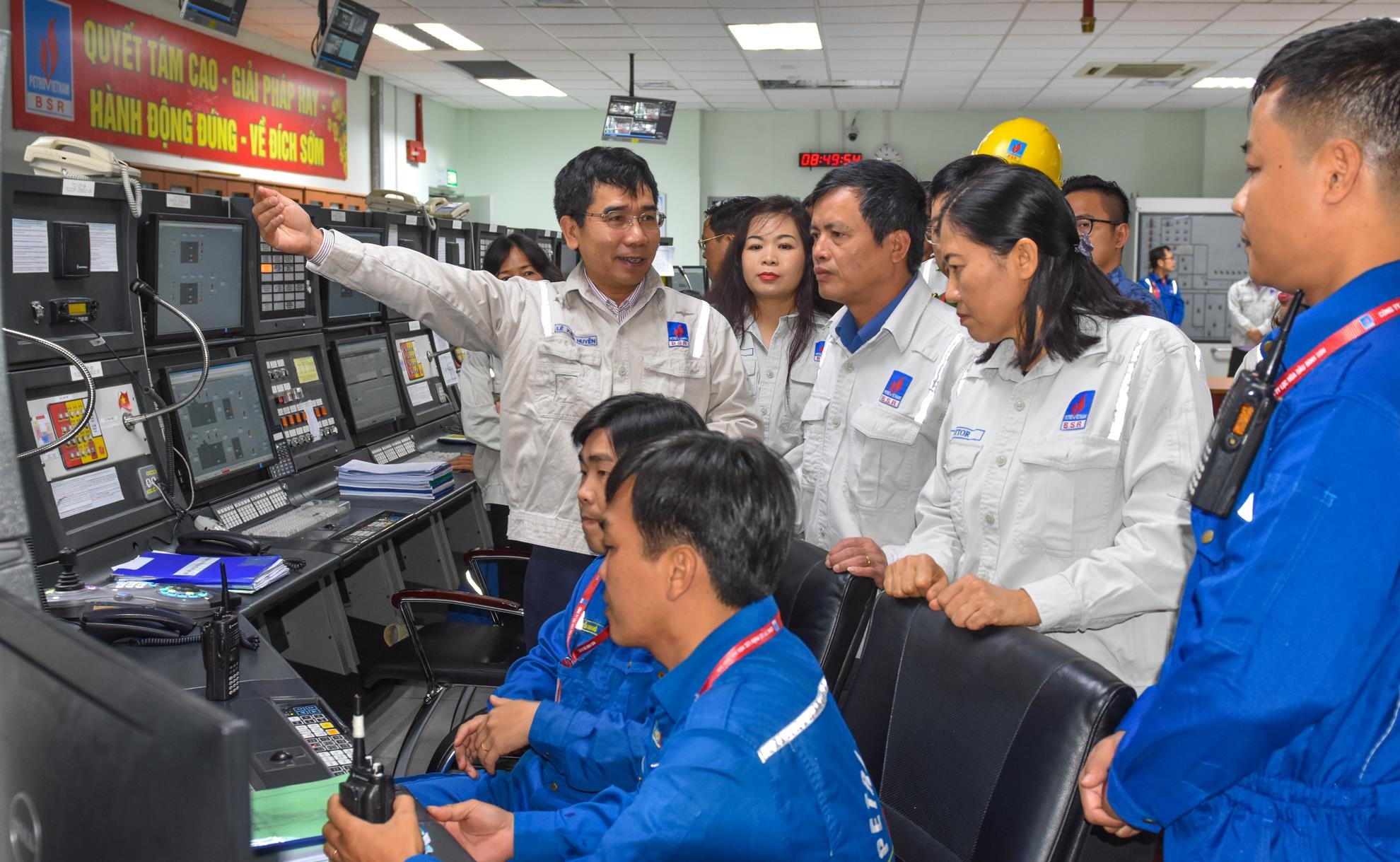 Nang cap loc dau Dung Quat anh 2