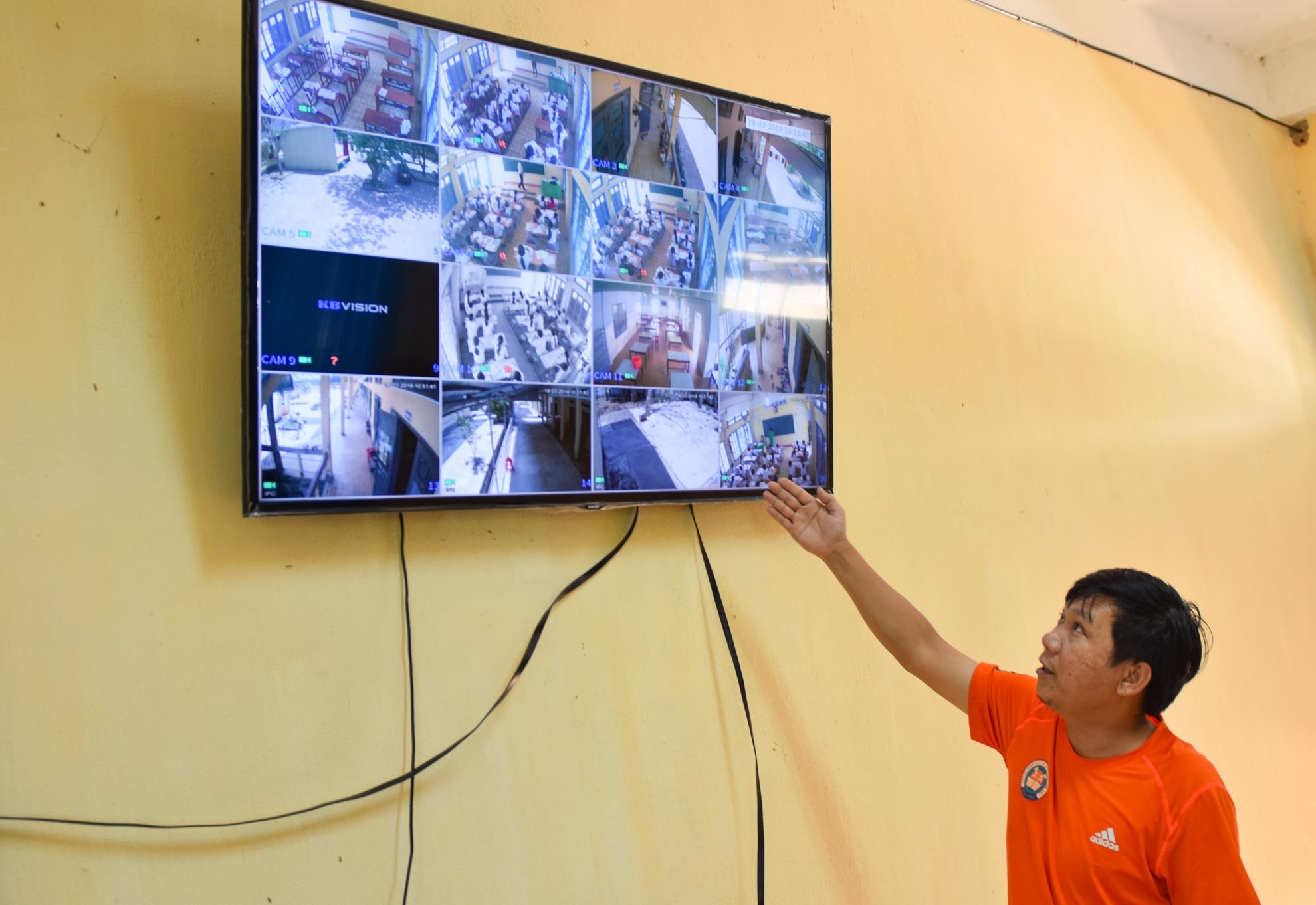 Gắn camera giám sát học sinh  ảnh 1 Gan camera giam sat hoc sinh anh 1