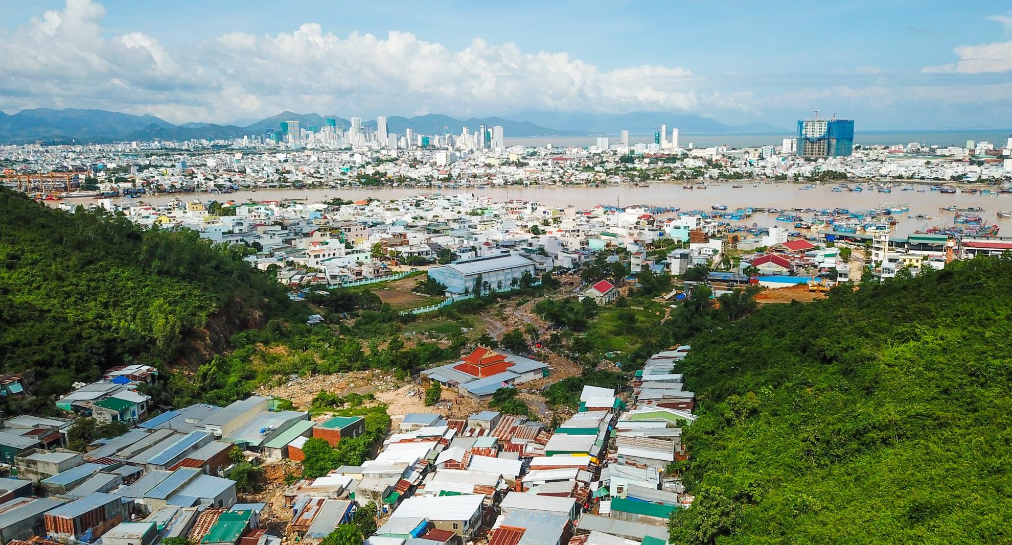 Cao ốc 'giết chết' Nha Trang ảnh 5 Cao oc 'giet chet' Nha Trang anh 5