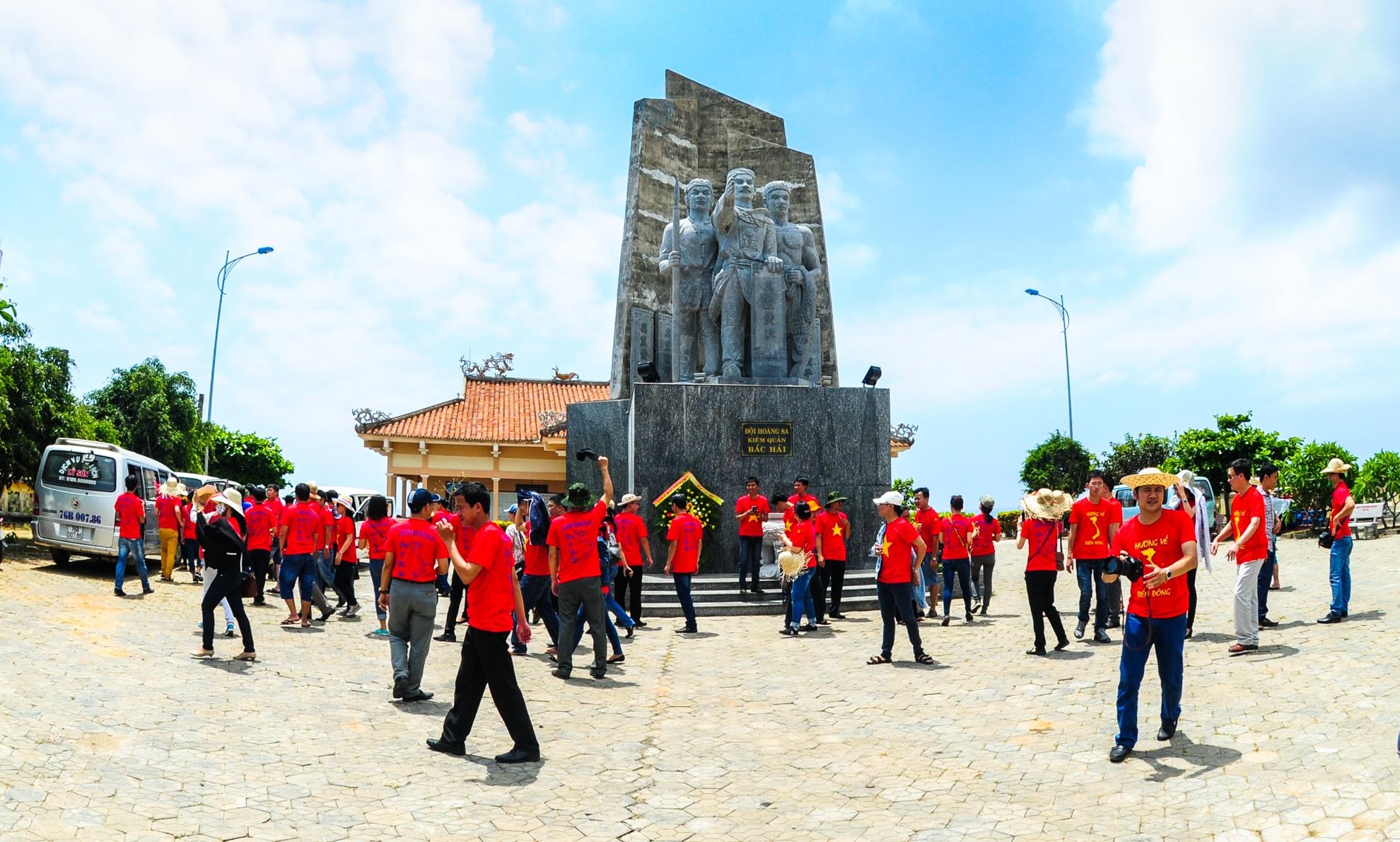 Le khao le the linh Hoang Sa o huyen dao Ly Son anh 12