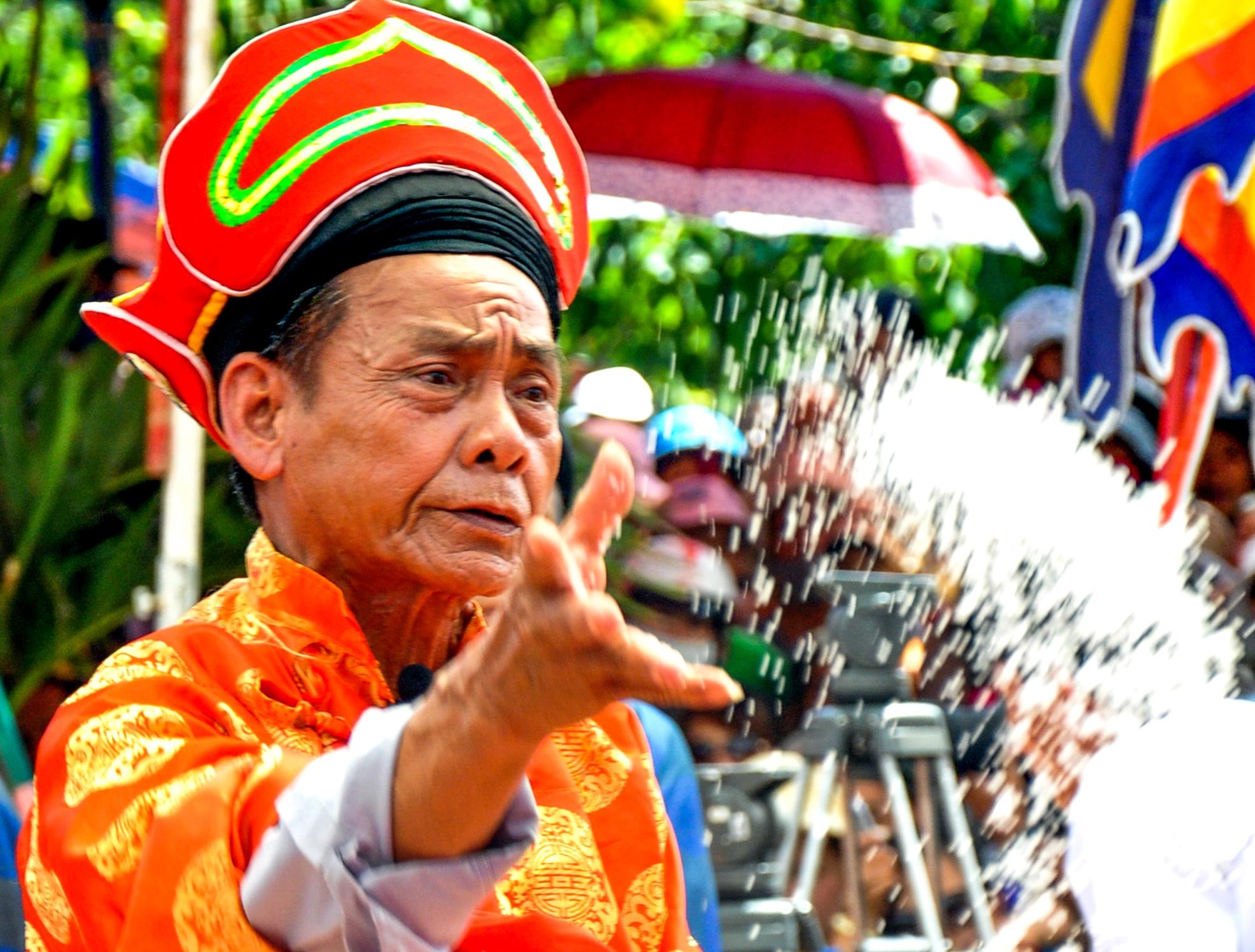 Le khao le the linh Hoang Sa o huyen dao Ly Son anh 4