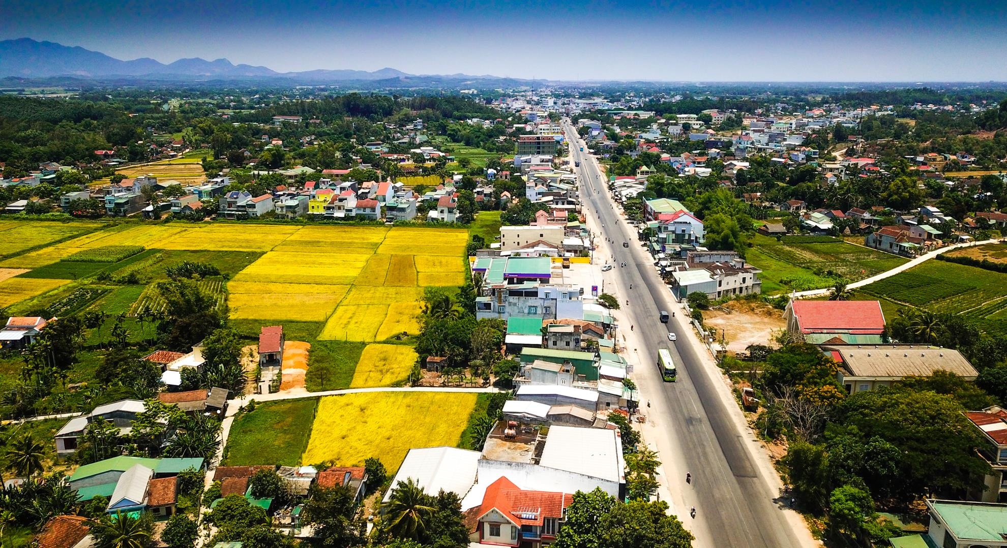 8 lan gia han mo rong quoc lo anh 1