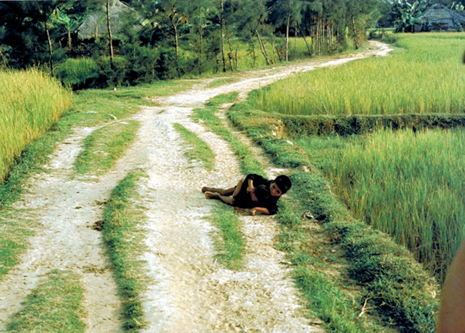 Su that buc anh My Lai anh 1