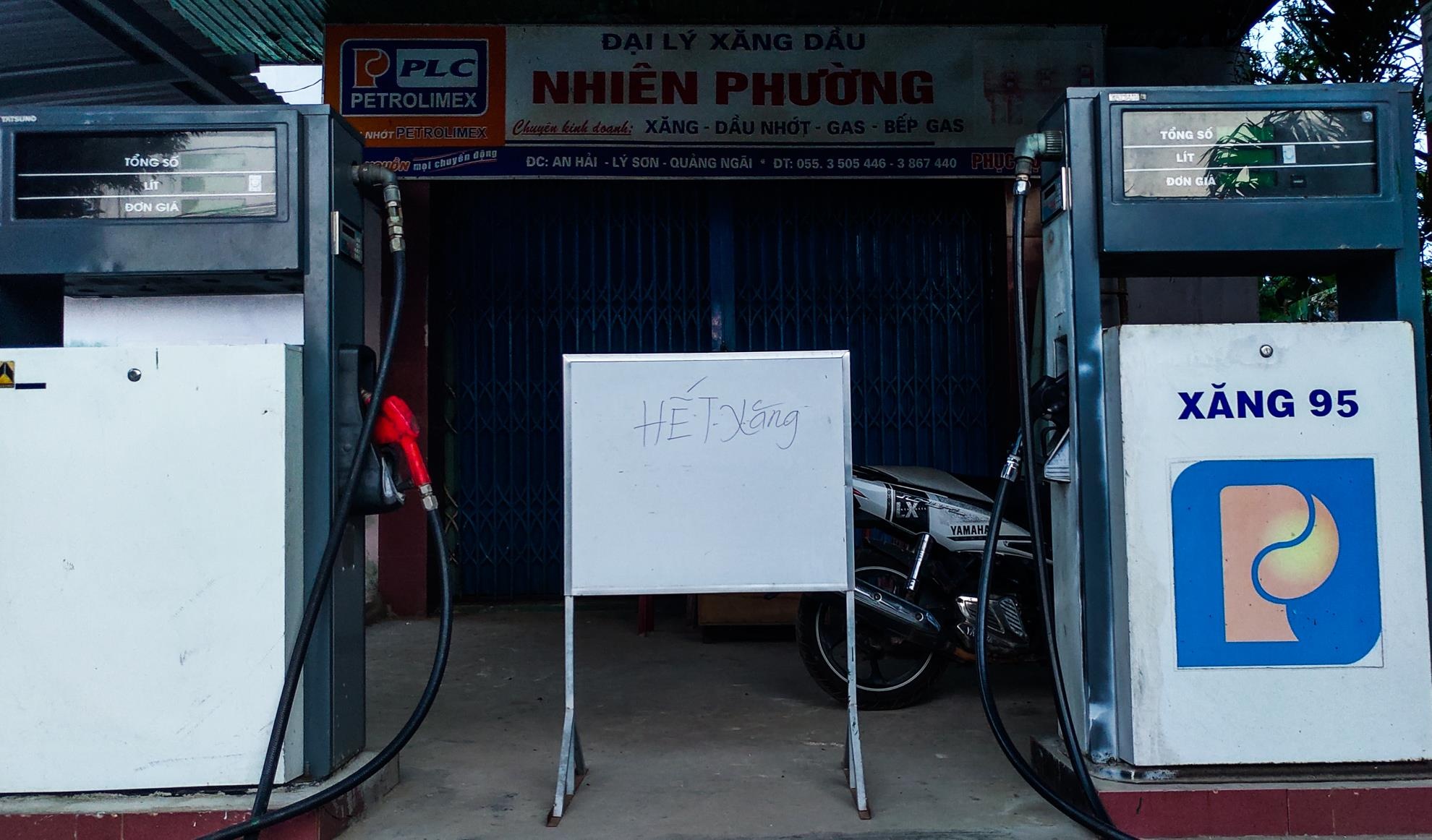 Chen nhau mua xang Ly Son anh 3