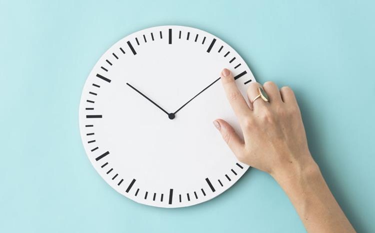 De xuat 2 phuong an quy dinh gio lam viec cua cong chuc, vien chuc hinh anh