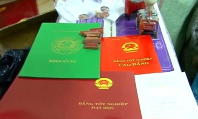 Hai anh em lam gia 1 tan bang, 1.200 con dau truong hoc hinh anh