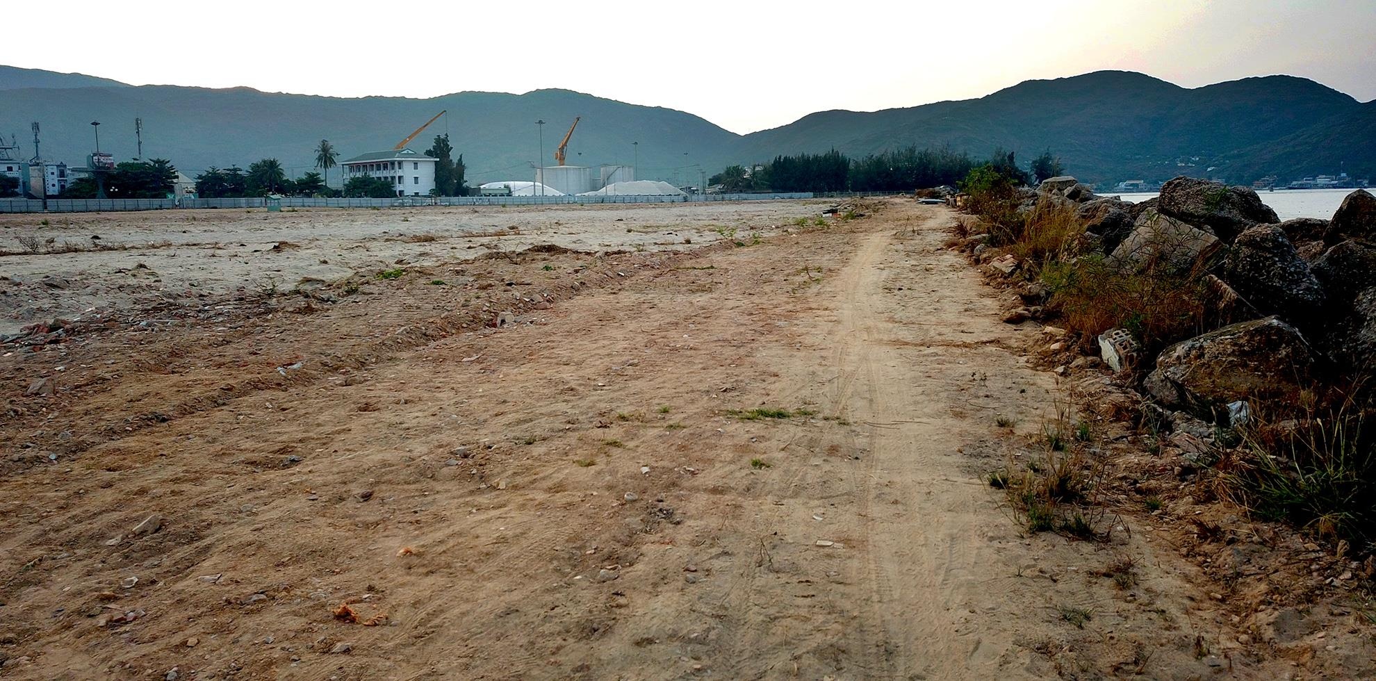 Xu ly lan bien Quy Nhon anh 9