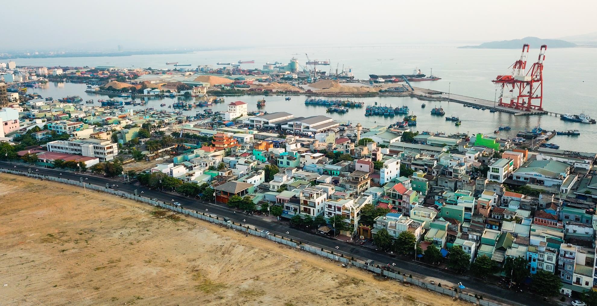 Sai pham o cang Quy Nhon anh 10