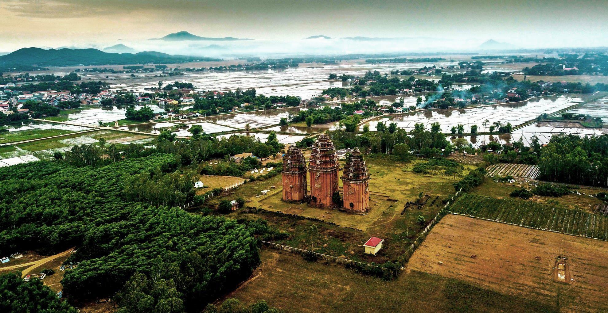 Thap co nghin nam Binh Dinh anh 1