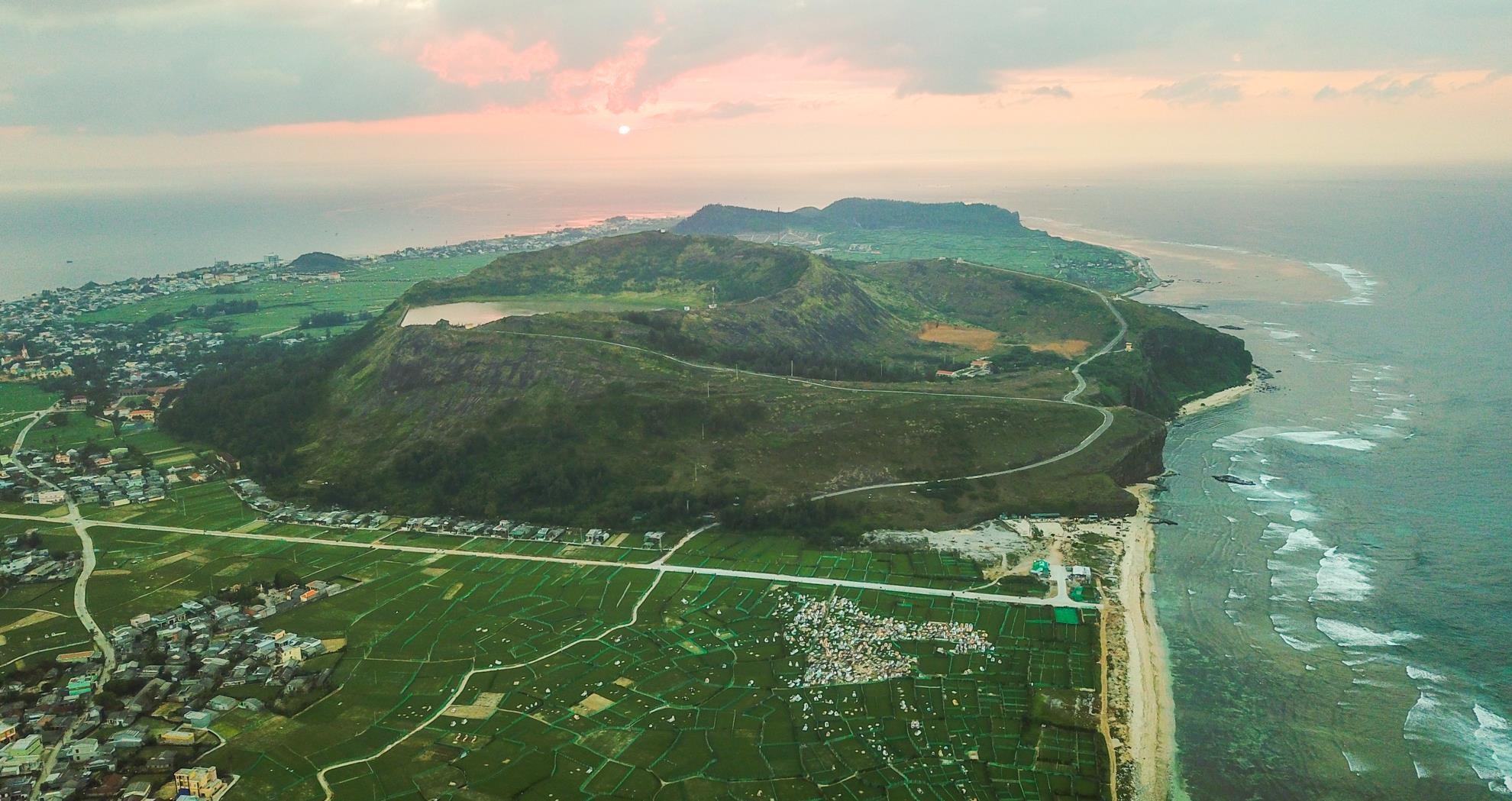 công viên địa chất Lý Sơn-Sa Huỳnh ảnh 3 cong vien dia chat Ly Son-Sa Huynh anh 3