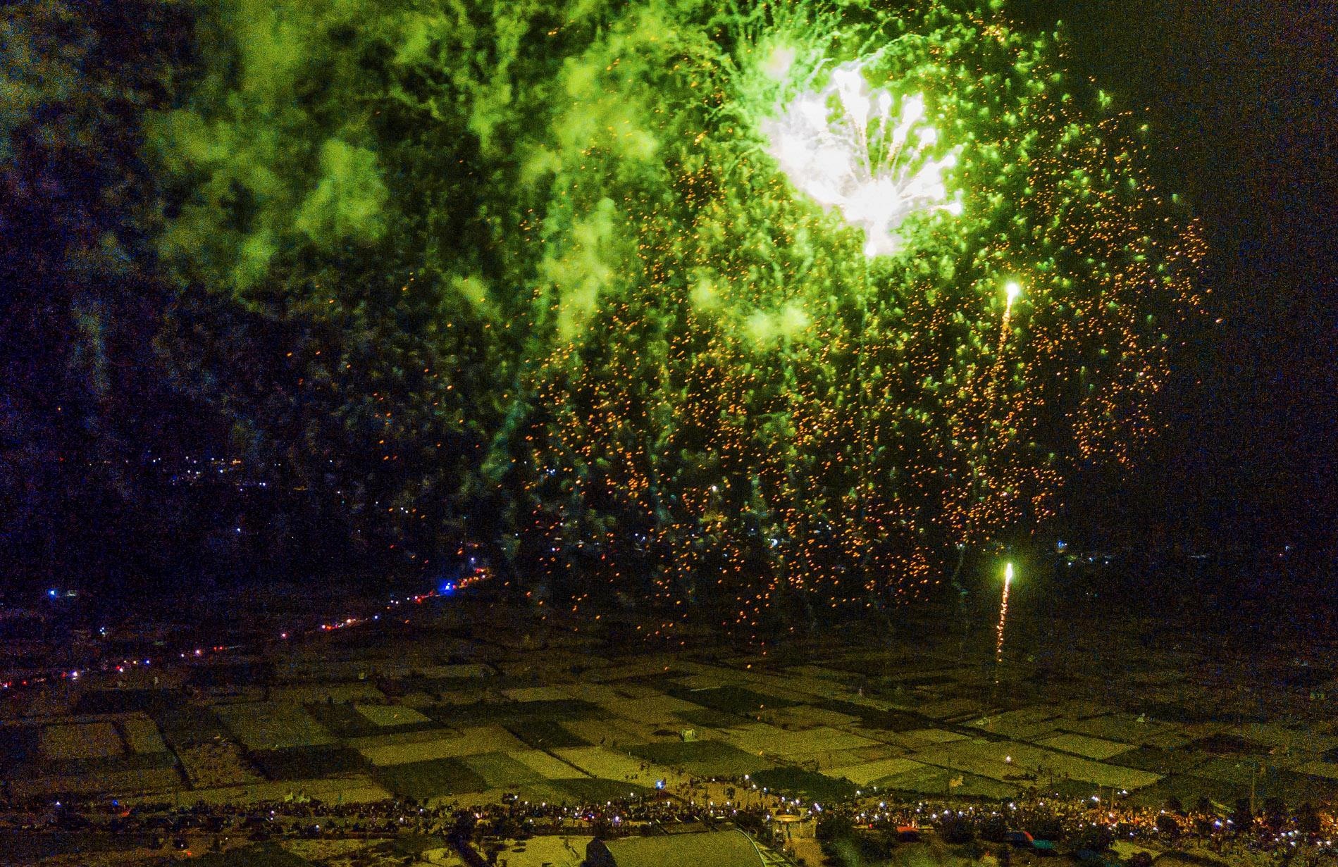 Phao hoa o dao Ly Son Quang Ngai anh 4