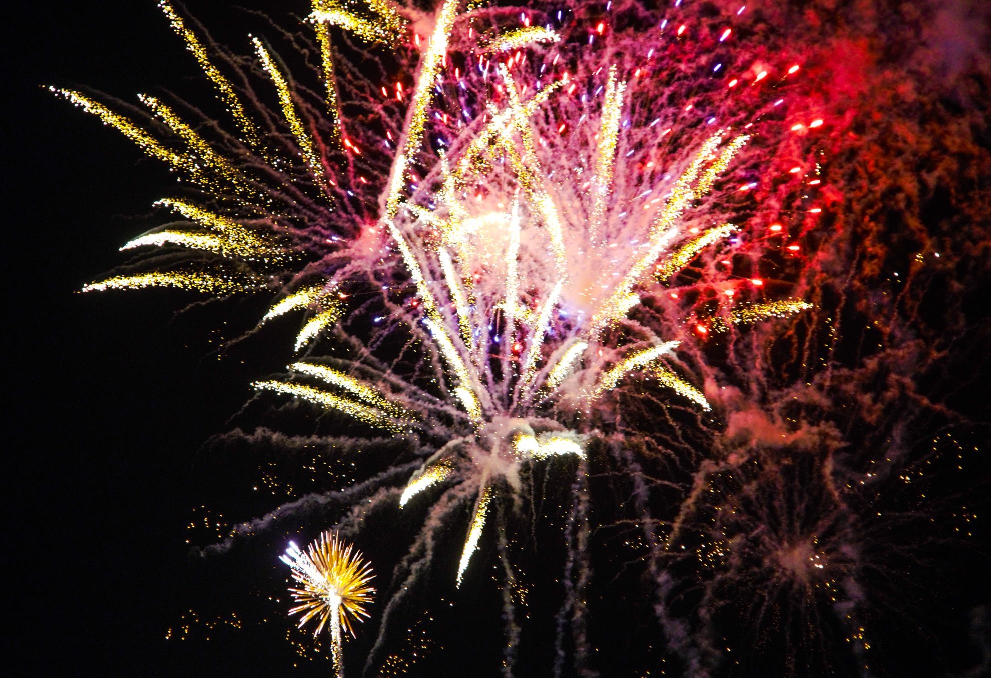 Phao hoa o dao Ly Son Quang Ngai anh 7