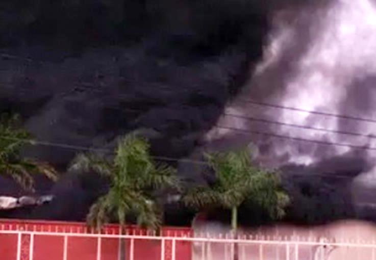 Chay xuong san xuat vo com hop, thiet hai gan 30 ty hinh anh