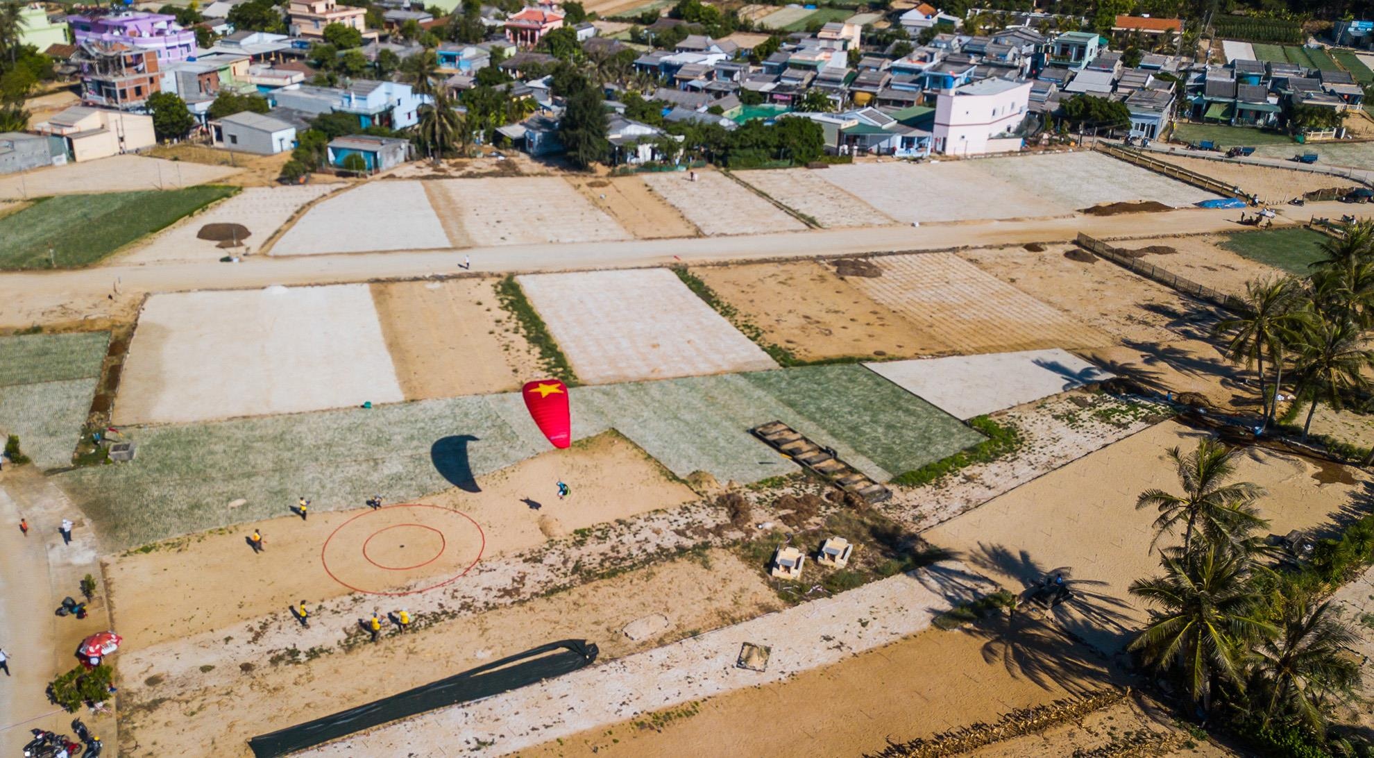 Du luon quoc te Ly Son anh 9