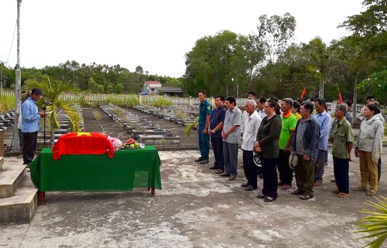 Phat hien hai cot liet si anh 2