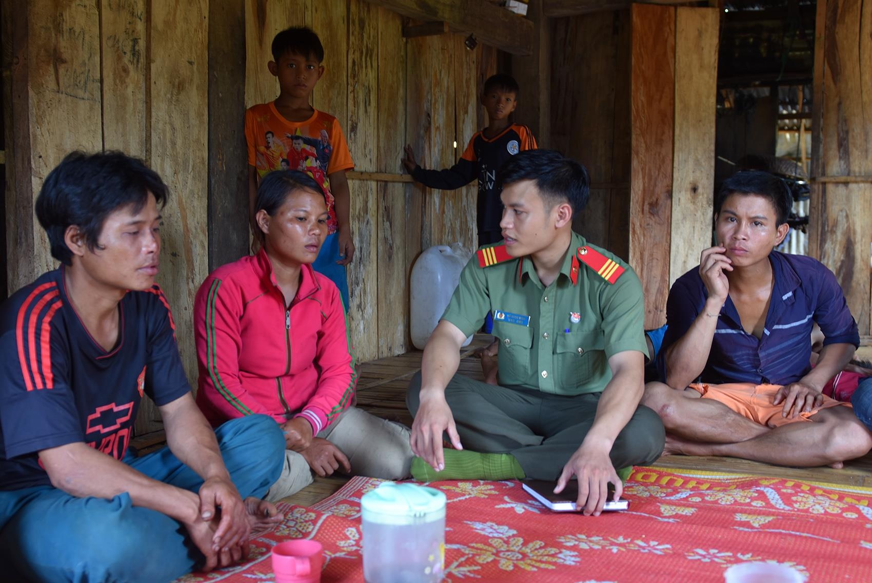 Nghien ruou ngheo doi Quang Ngai anh 3