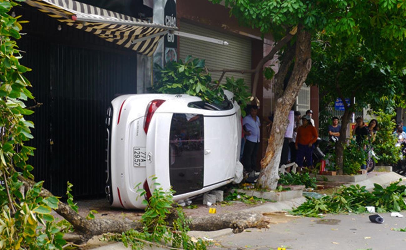 Ôtô gây tai nạn Bình Định ảnh 1 Oto gay tai nan Binh Dinh anh 1