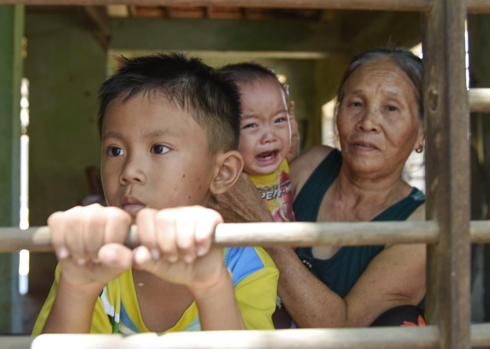 Lang chai ty phu no nan anh 5