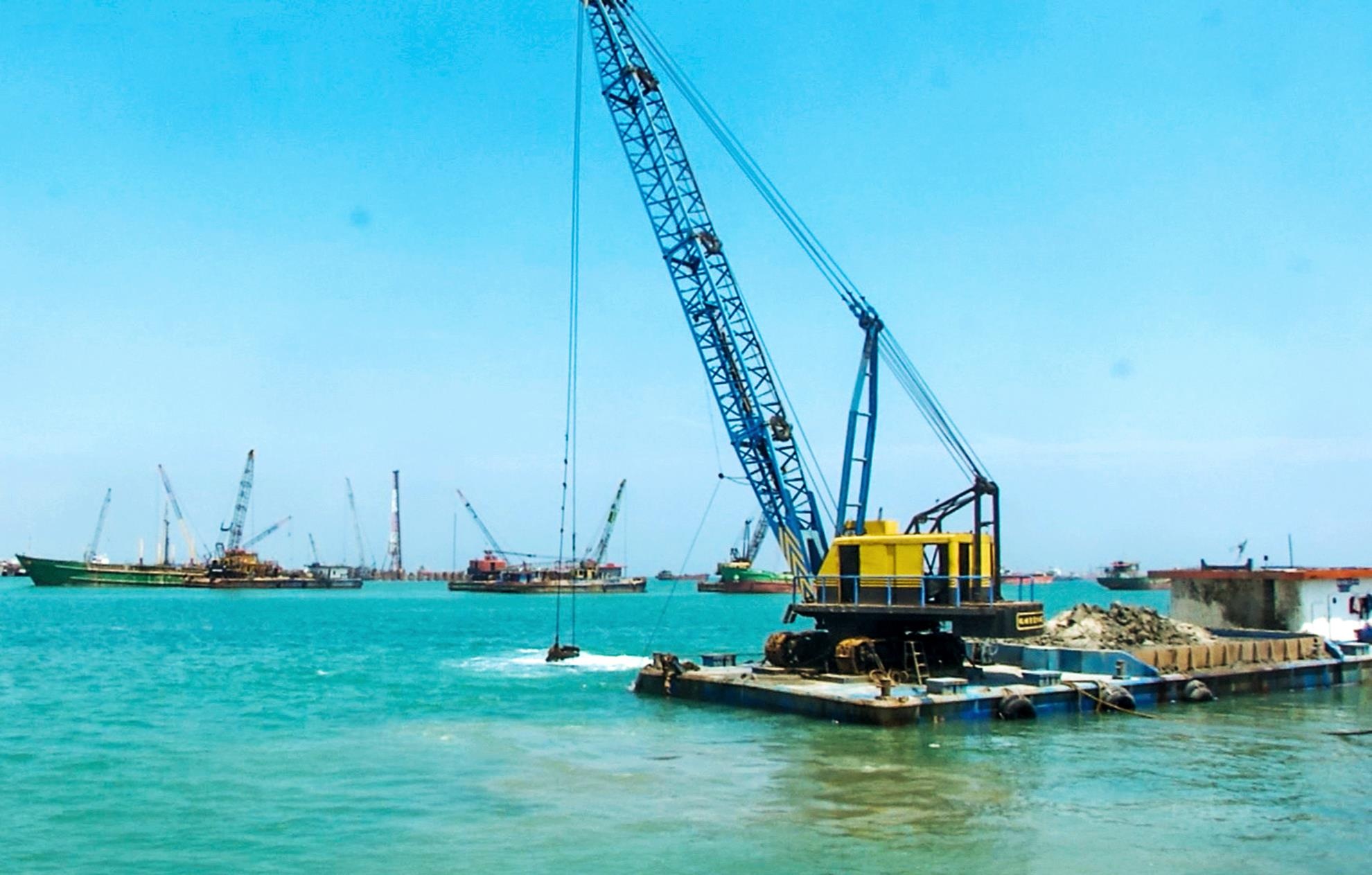 Manh vo co vat Dung Quat anh 1