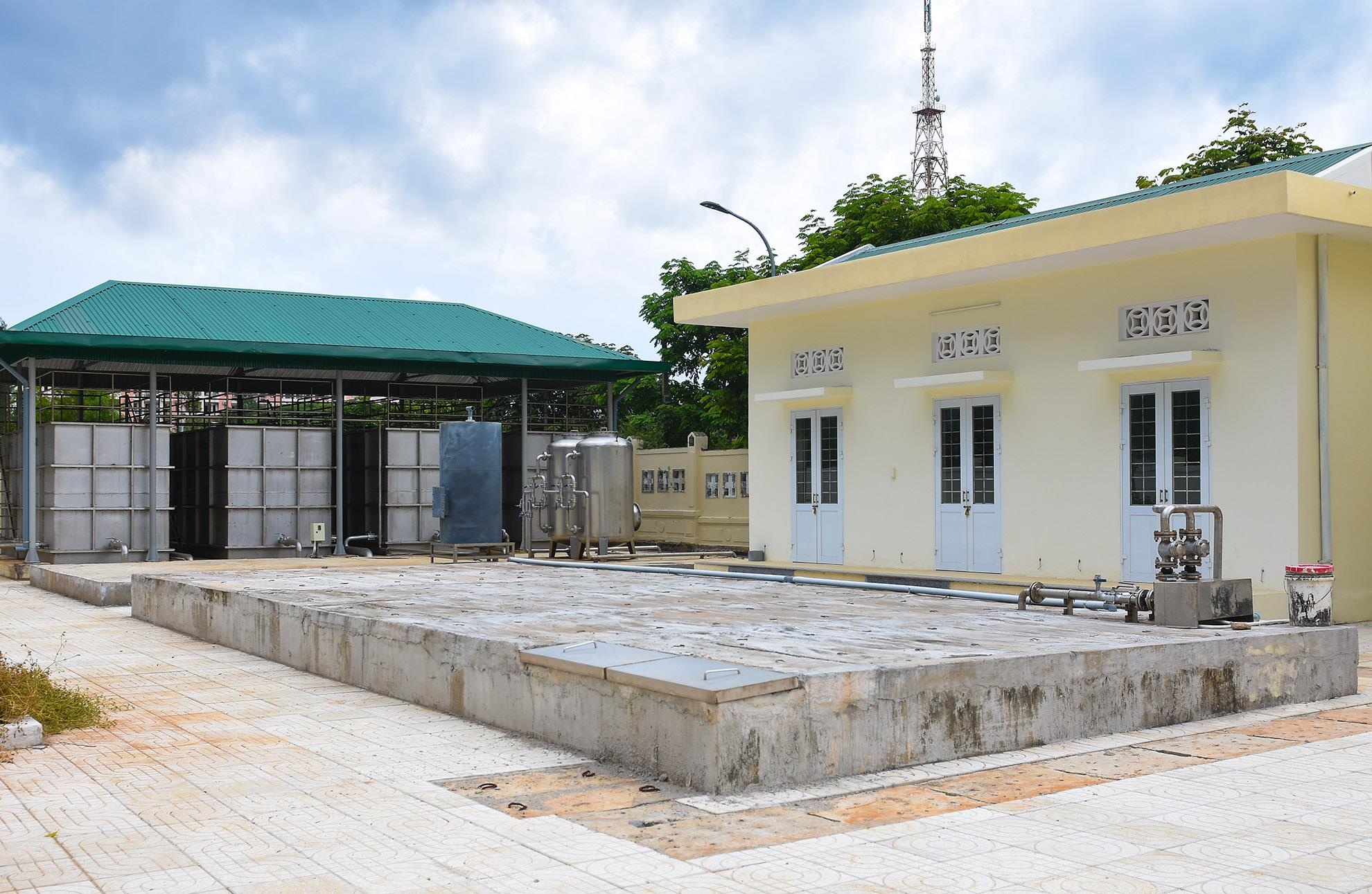 Benh vien Dung Quat lang phi anh 2