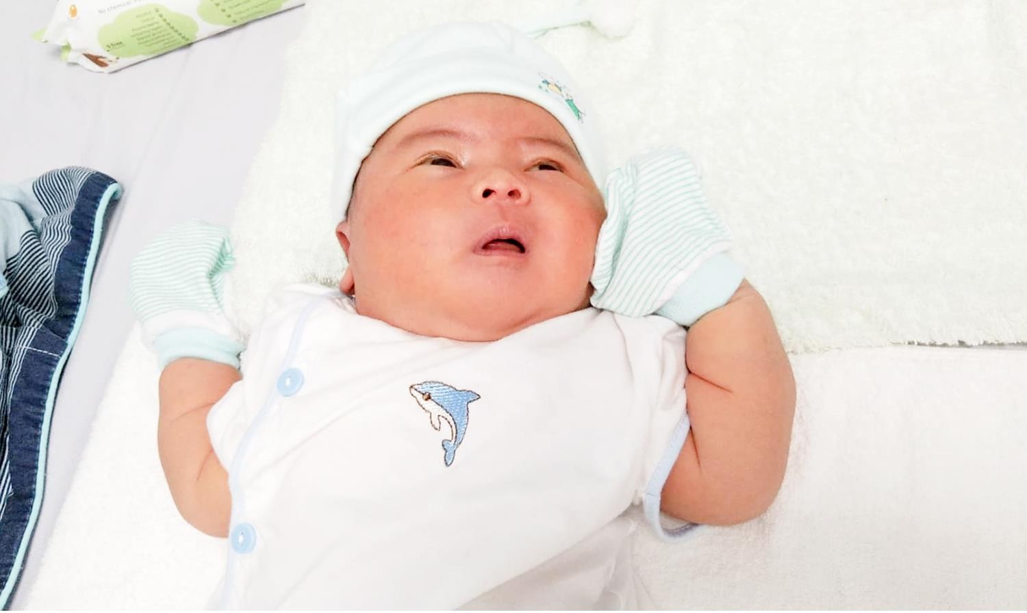 Sản phụ sinh con nặng nhất Quảng Ngãi ảnh 2 San phu sinh con nang nhat Quang Ngai anh 2