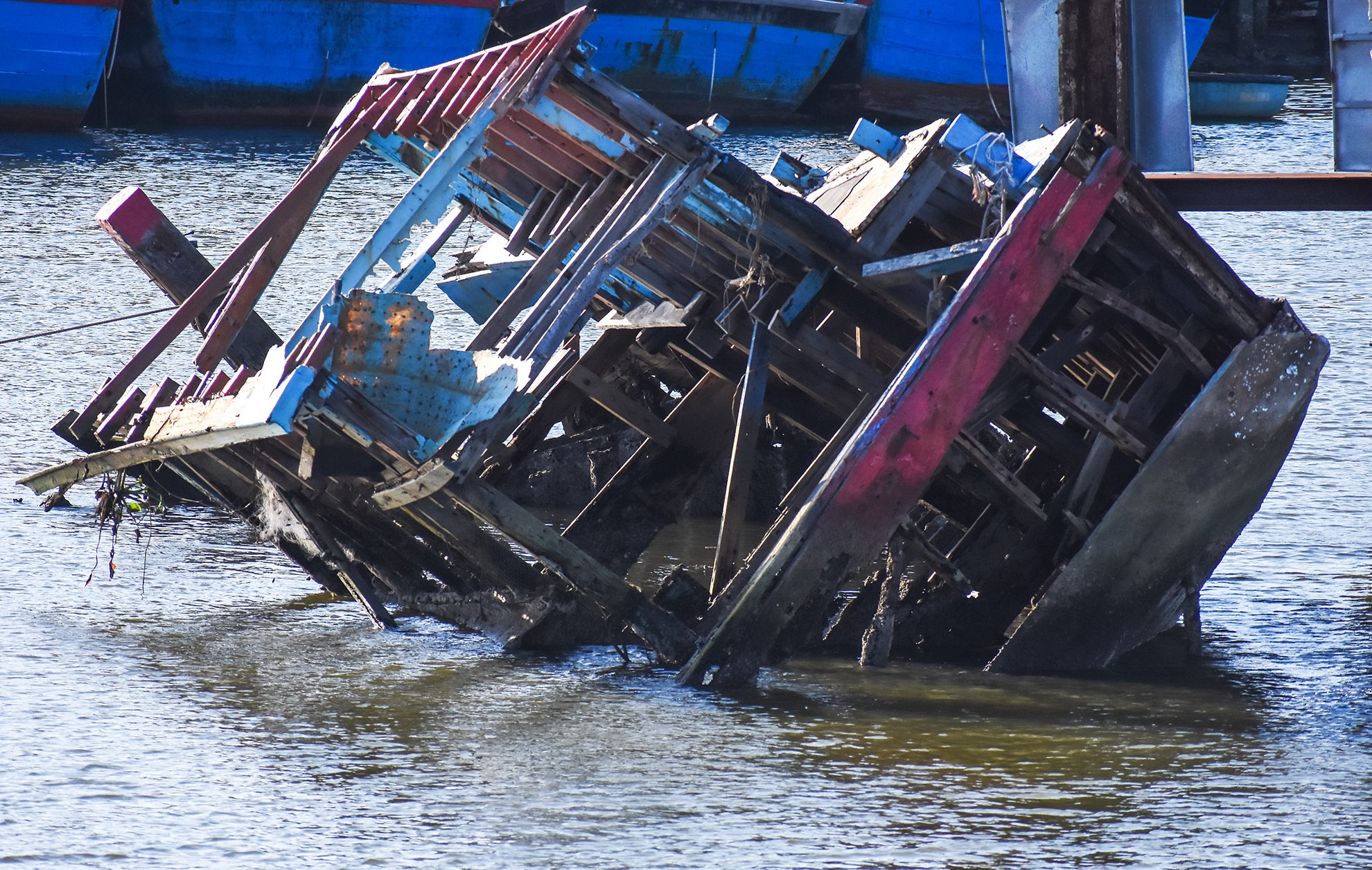 lang chai ty phu no hon 1.000 ty anh 2