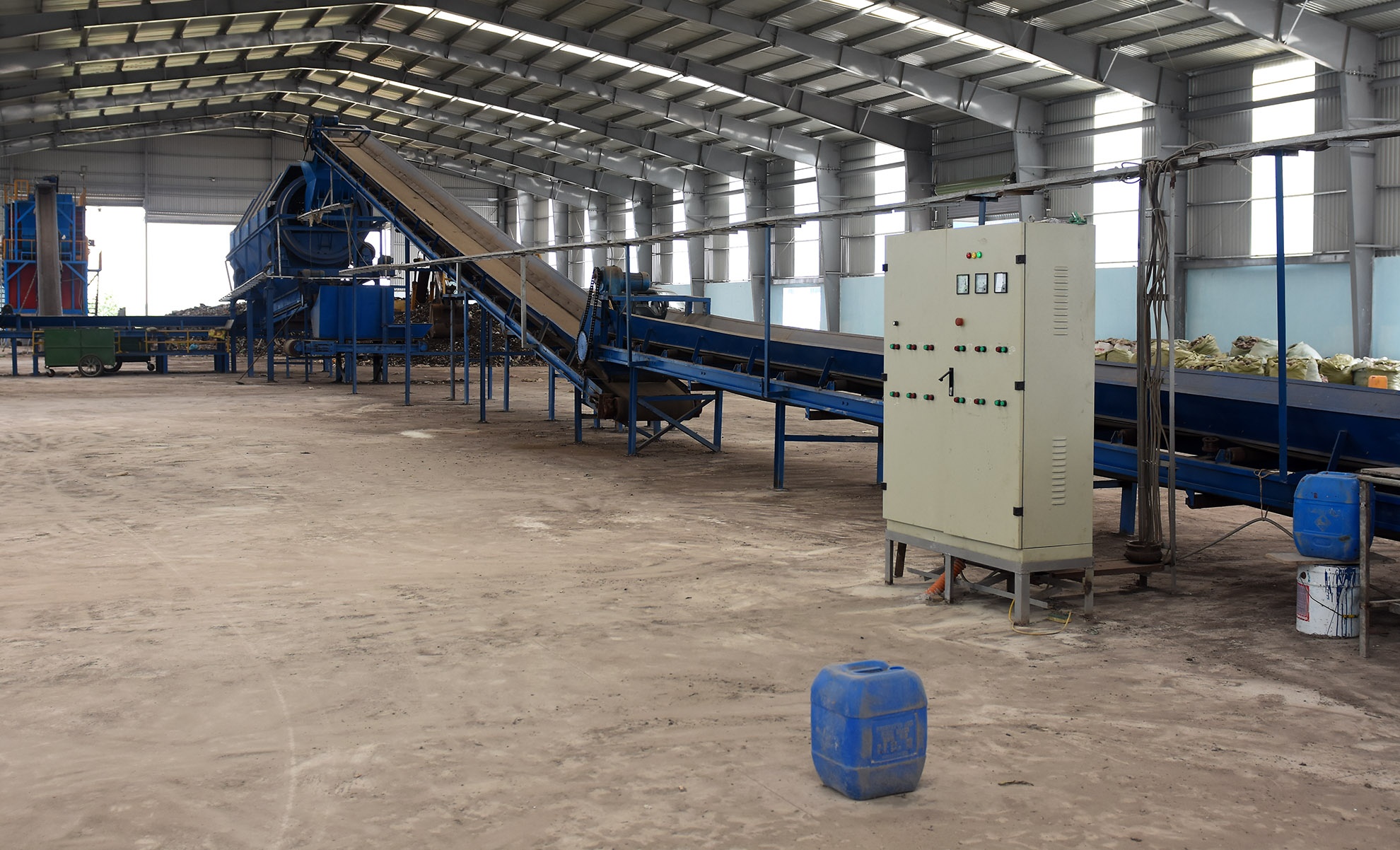 Nhà máy rác chậm tiến độ ảnh 2 Nha may rac cham tien do anh 2