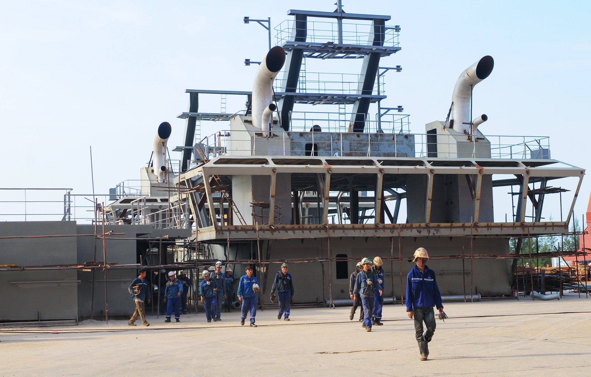 No 7.000 ty o Dung Quat anh 12