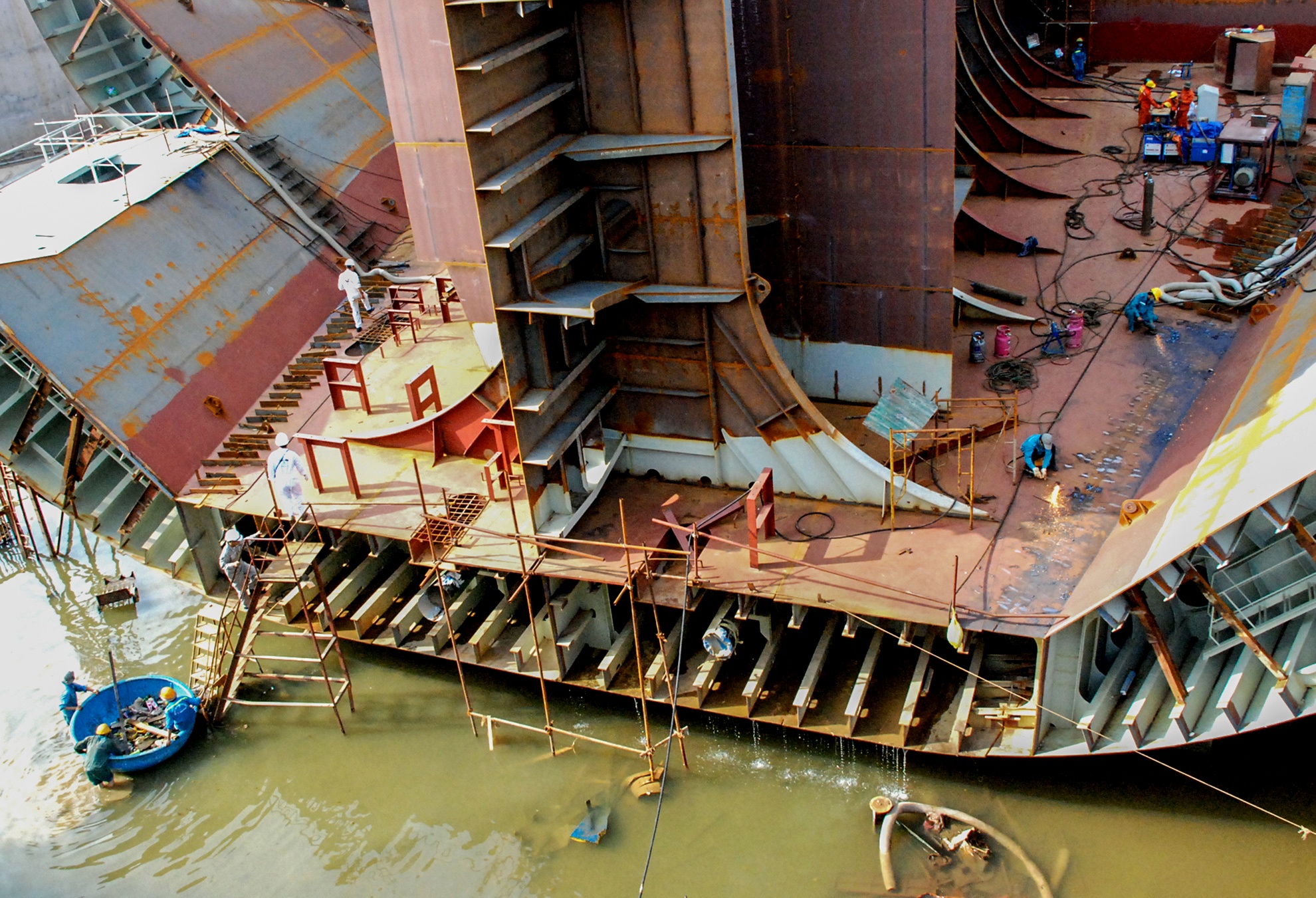 Tau cho dau tho 104.000 tan anh 6