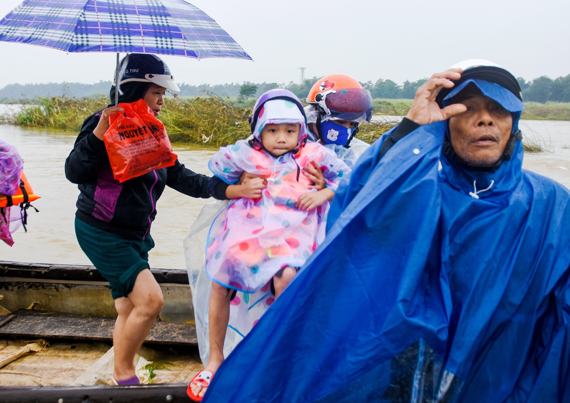 Lat ghe tren song Tra Khuc anh 7