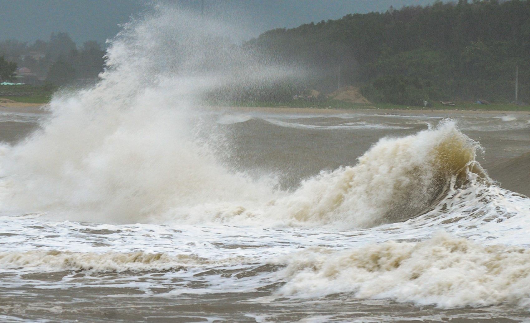 So tan hang nghin ho dan truoc khi bao so 6 do bo hinh anh