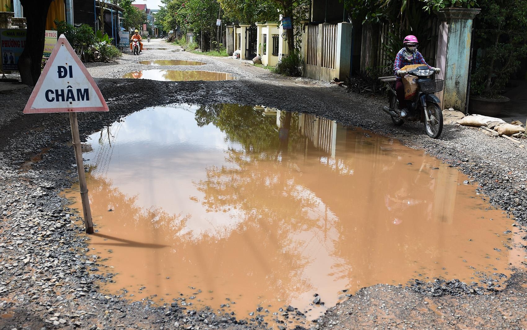 Nguoi dan buc xuc khi nha thau cao toc 34.500 ty that hua hinh anh