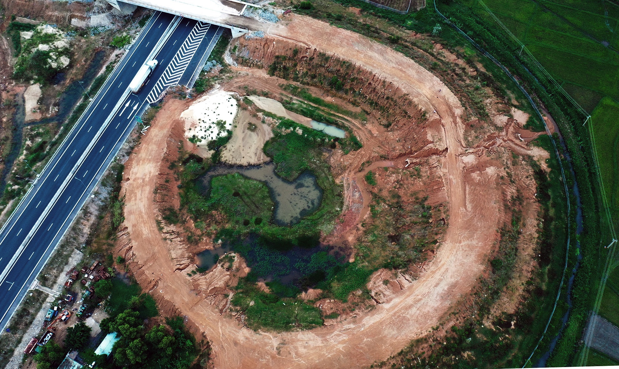 Vong xoay cao toc 34.500 ty anh 2