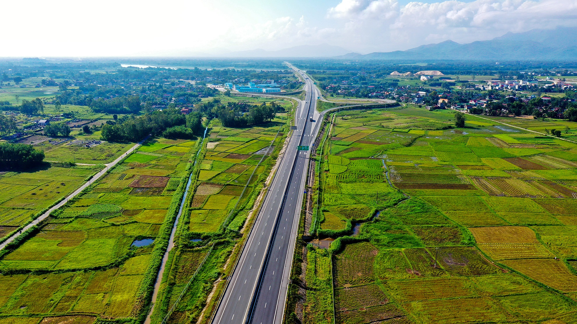 Cao toc 34.500 ty sai pham anh 1