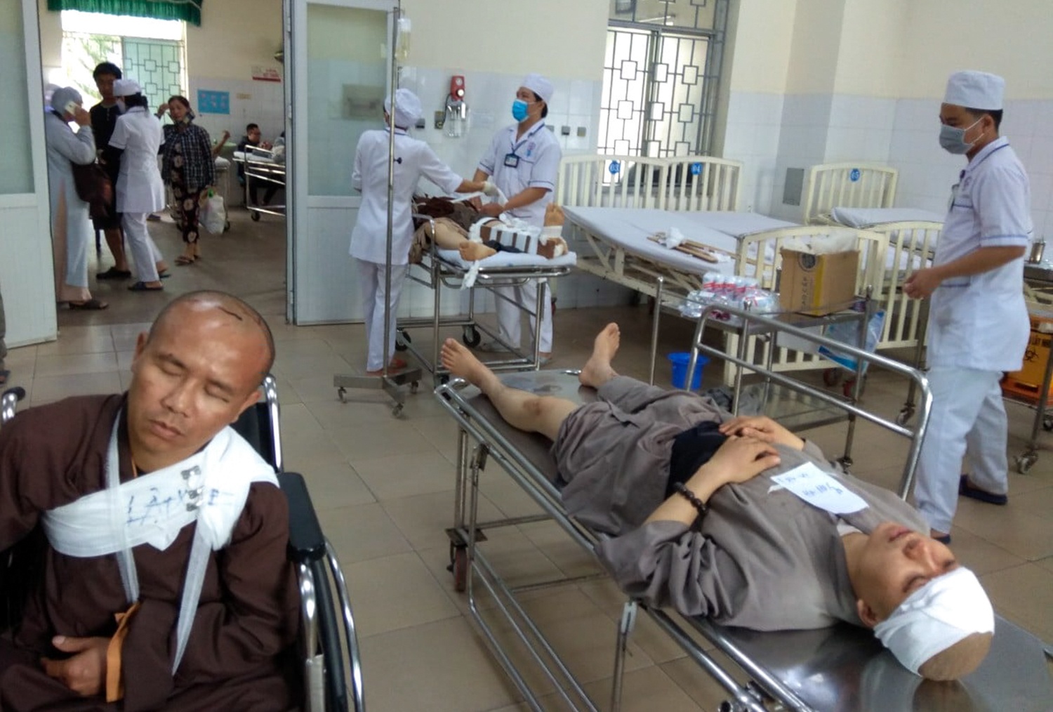 Tai nạn nghiêm trọng Quảng Ngãi ảnh 2 Tai nan nghiem trong Quang Ngai anh 2