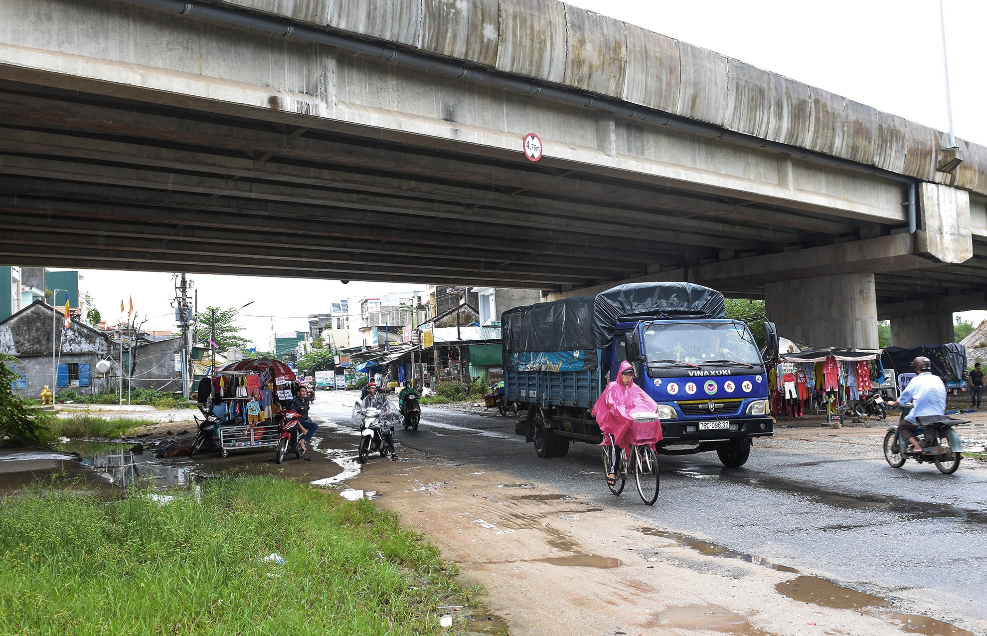 Cao toc 34.500 ty tham dot anh 2