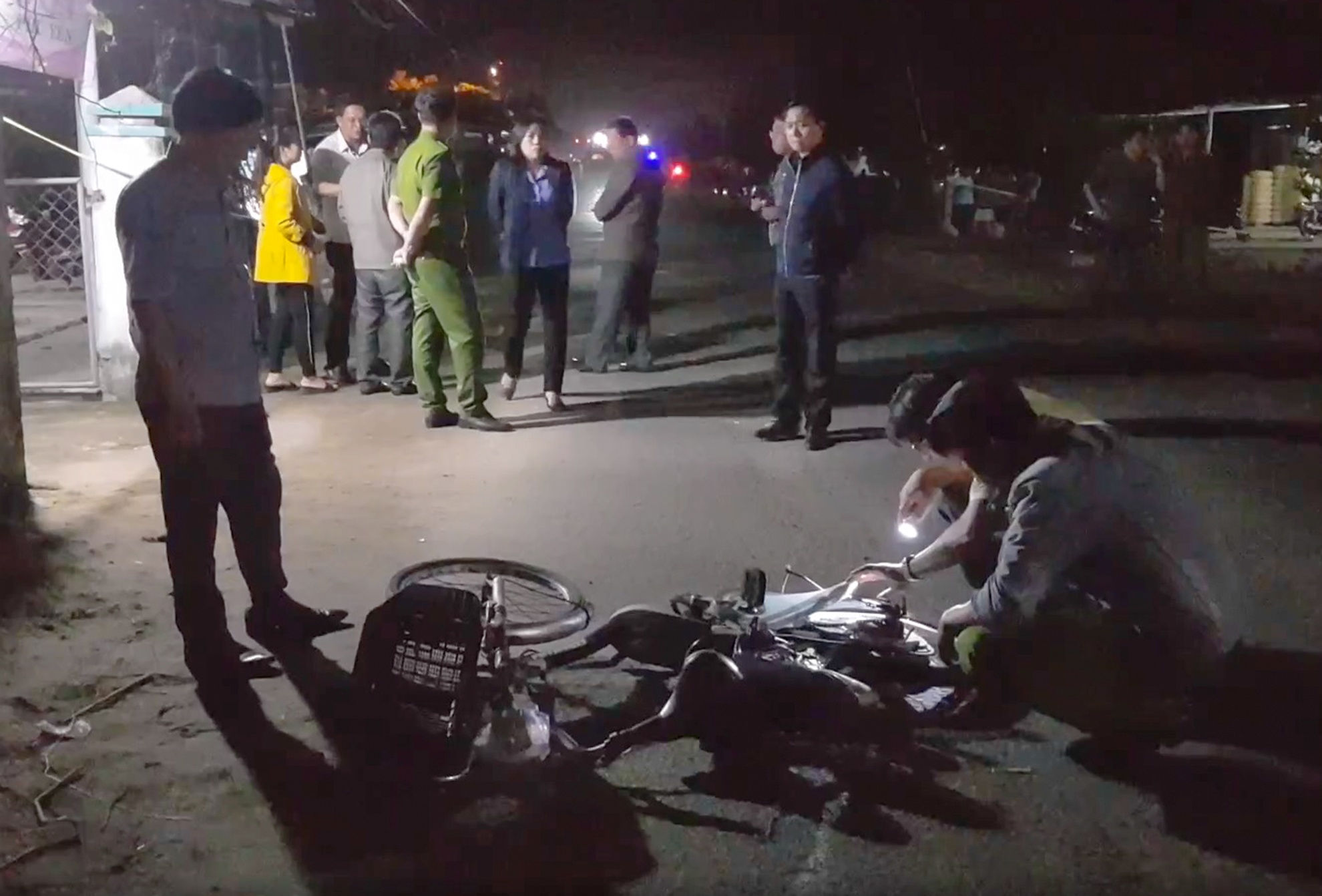 Tai nạn nghiêm trọng Phú Yên ảnh 2 Tai nan nghiem trong Phu Yen anh 2