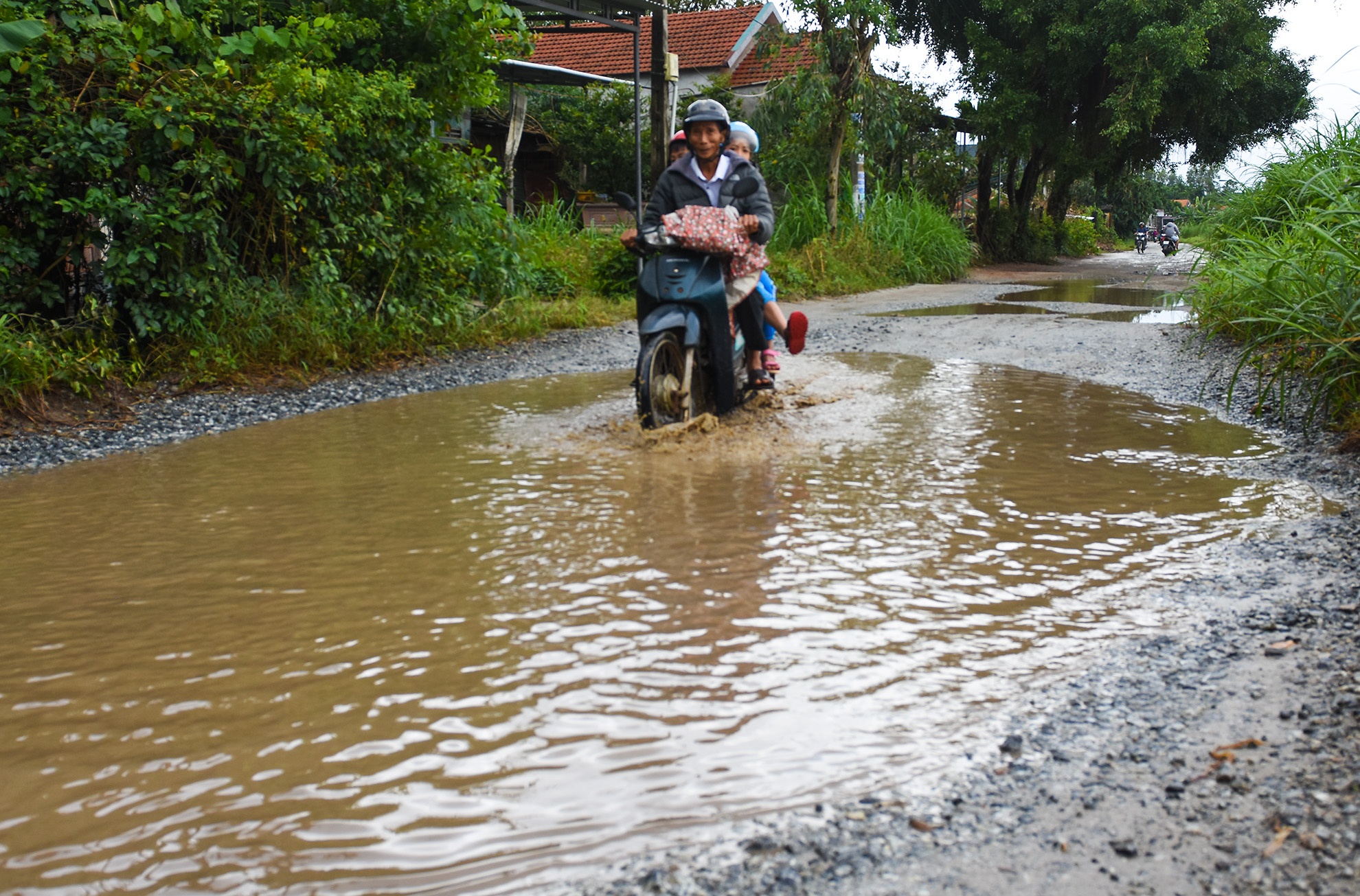 Cao toc 34.500 ty sai pham anh 2