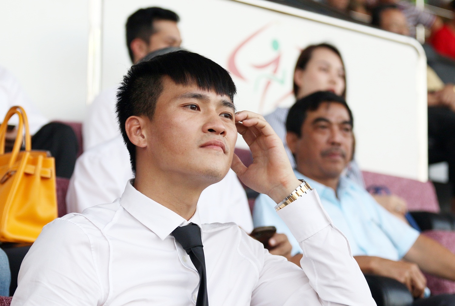 Cong Vinh chieu mo cuu sao M.U anh 1