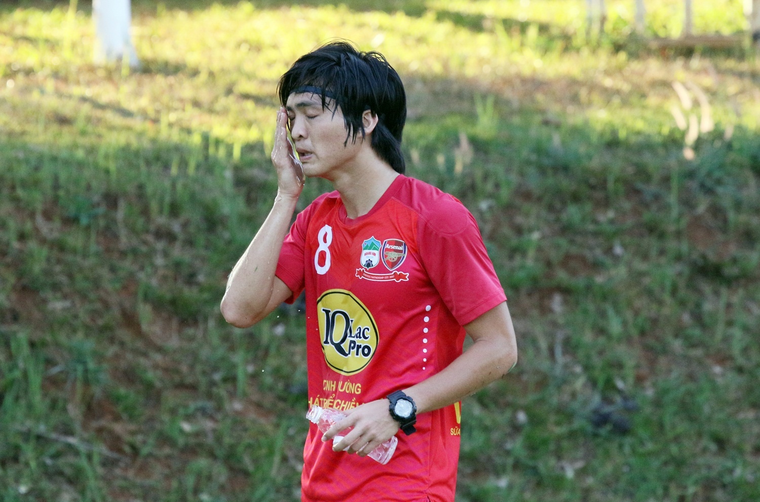 'HLV Huu Thang can het suc than trong voi Tuan Anh' hinh anh