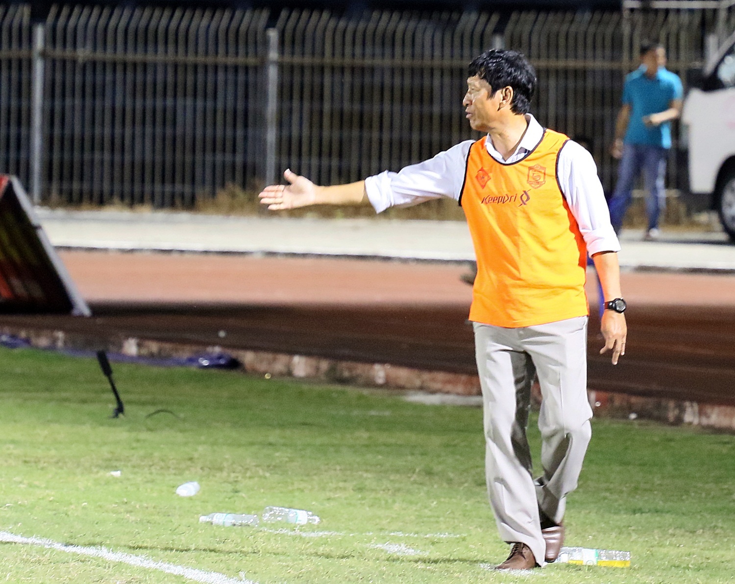 Tuyen thu Do Duy Manh bi HLV Can Tho chui hon lao anh 1