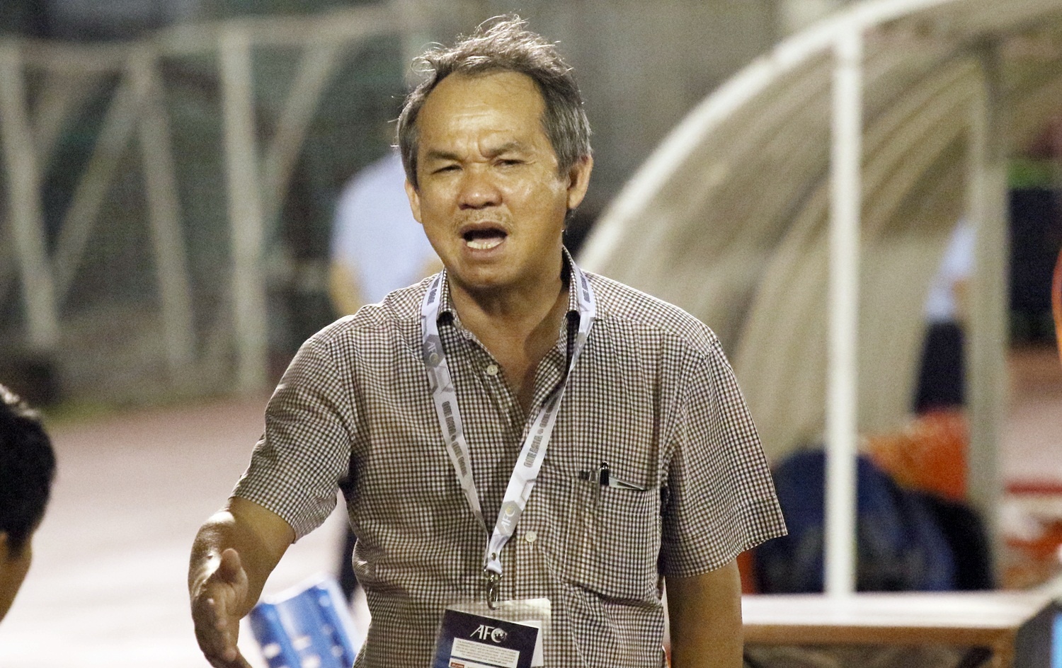 Bau Duc: Ngheo thi ngheo, toi thuong 1 ty vi suong hinh anh