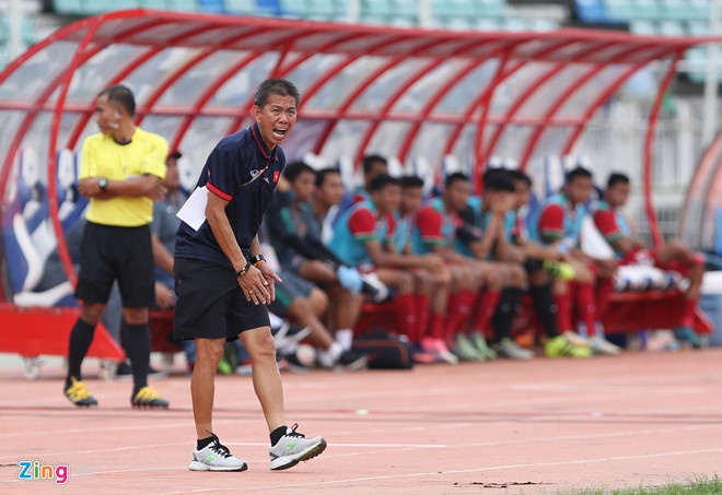 Bau Duc khang dinh HLV Hoang Anh Tuan khong the lam HLV DTQG anh 1