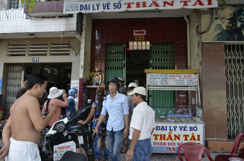 Tat axit vi 'nguoi trong mong' chuan bi dinh hon hinh anh