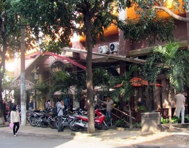 Na dan ban nguoi de doi no o Sai Gon hinh anh