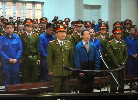 Ngay 22/4, xet xu phuc tham vu Duong Chi Dung hinh anh