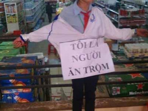 Xac dinh sieu thi ep nu sinh deo bien 'Toi la nguoi an trom' hinh anh