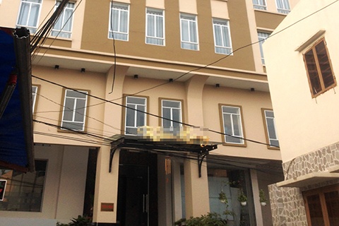 Khách sạn K.L – nơi bà Bích bị gã trai tấn công, siết cổ đến bất tỉnh rồi cướp sạch tài sản.